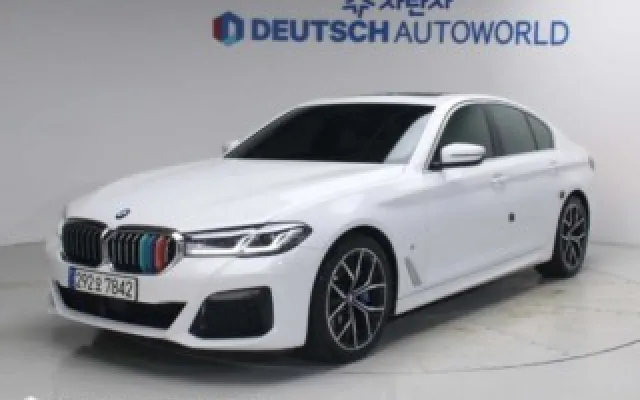법원자동차경매사이트 5시리즈 (G30) 530i M 스포츠 매물 사진 8 - 2022/10 57,553km