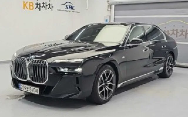 법원자동차경매사이트 7시리즈 (G70) 740i sDrive M 스포츠 매물 사진 1 - 2023/08 118,302km